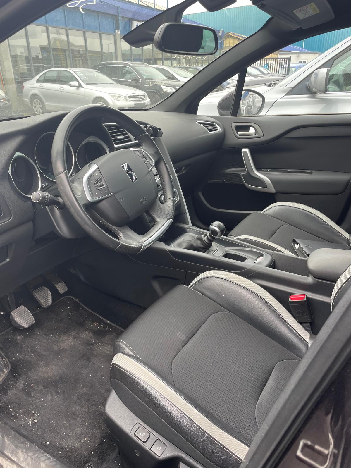 Citroen Ds4 1.2 PURETECH 130 S&amp;S URBAN SHOW