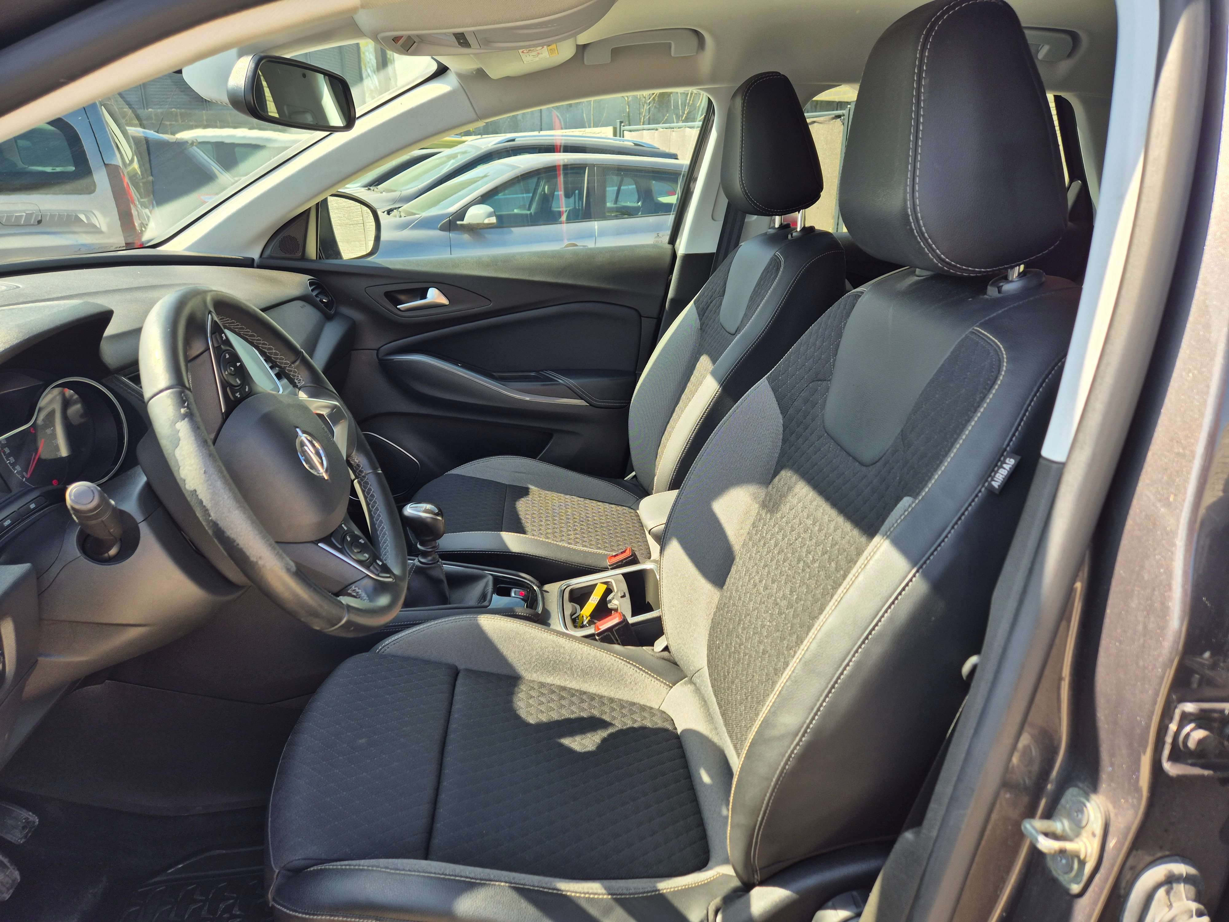 Opel Grandland X 1.2 Turbo  Innovation// CARPLAY/CAMERA/GARANTIE