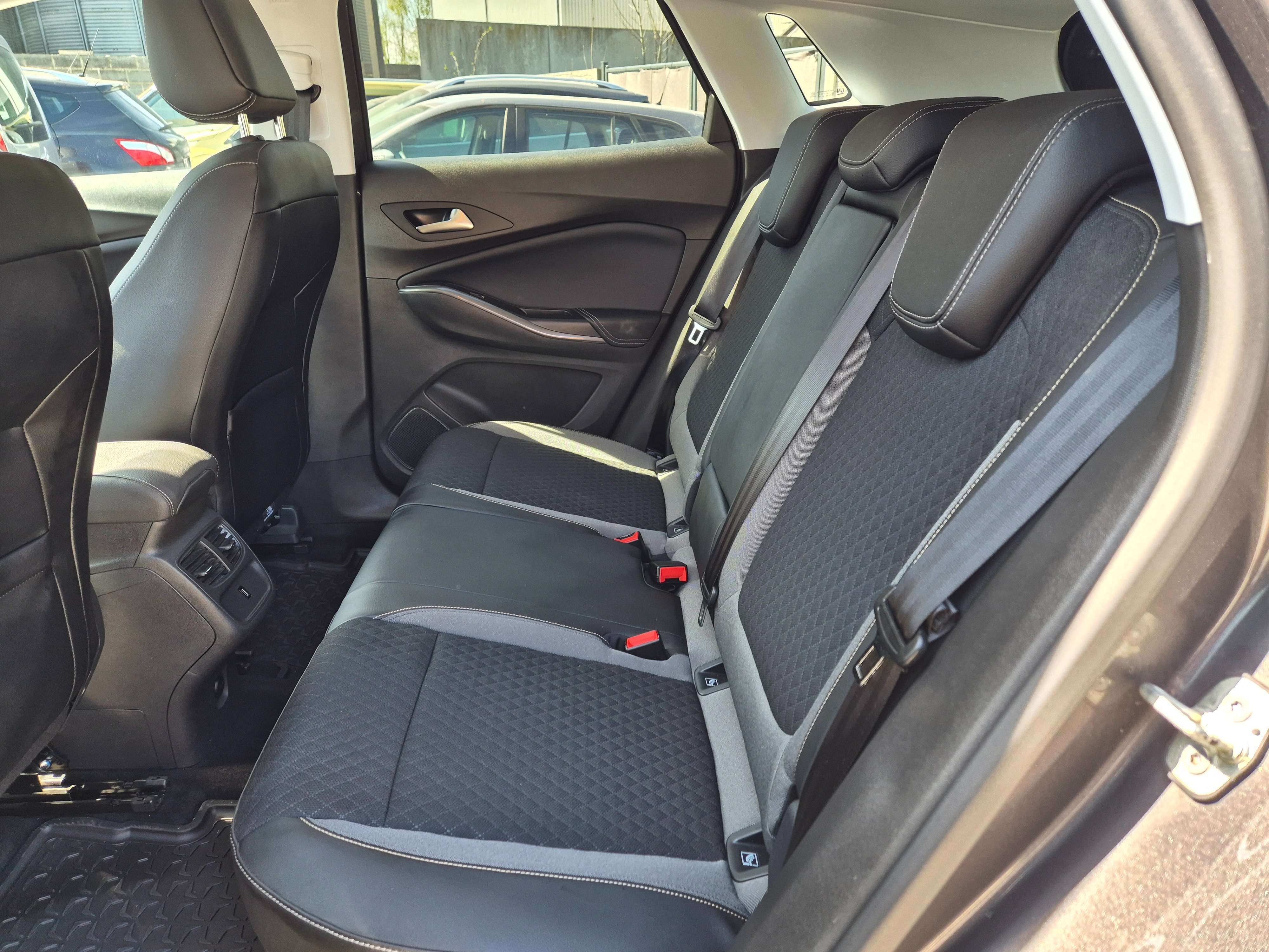Opel Grandland X 1.2 Turbo  Innovation// CARPLAY/CAMERA/GARANTIE