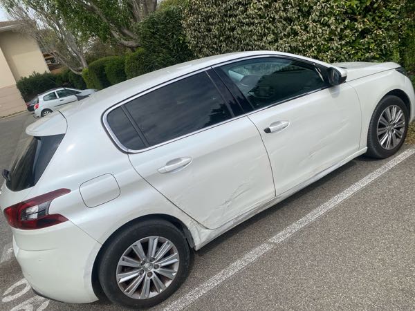 Peugeot 308 II (2) 1.2 PURETECH 130 S&amp;S ALLURE BUSINESS EAT6