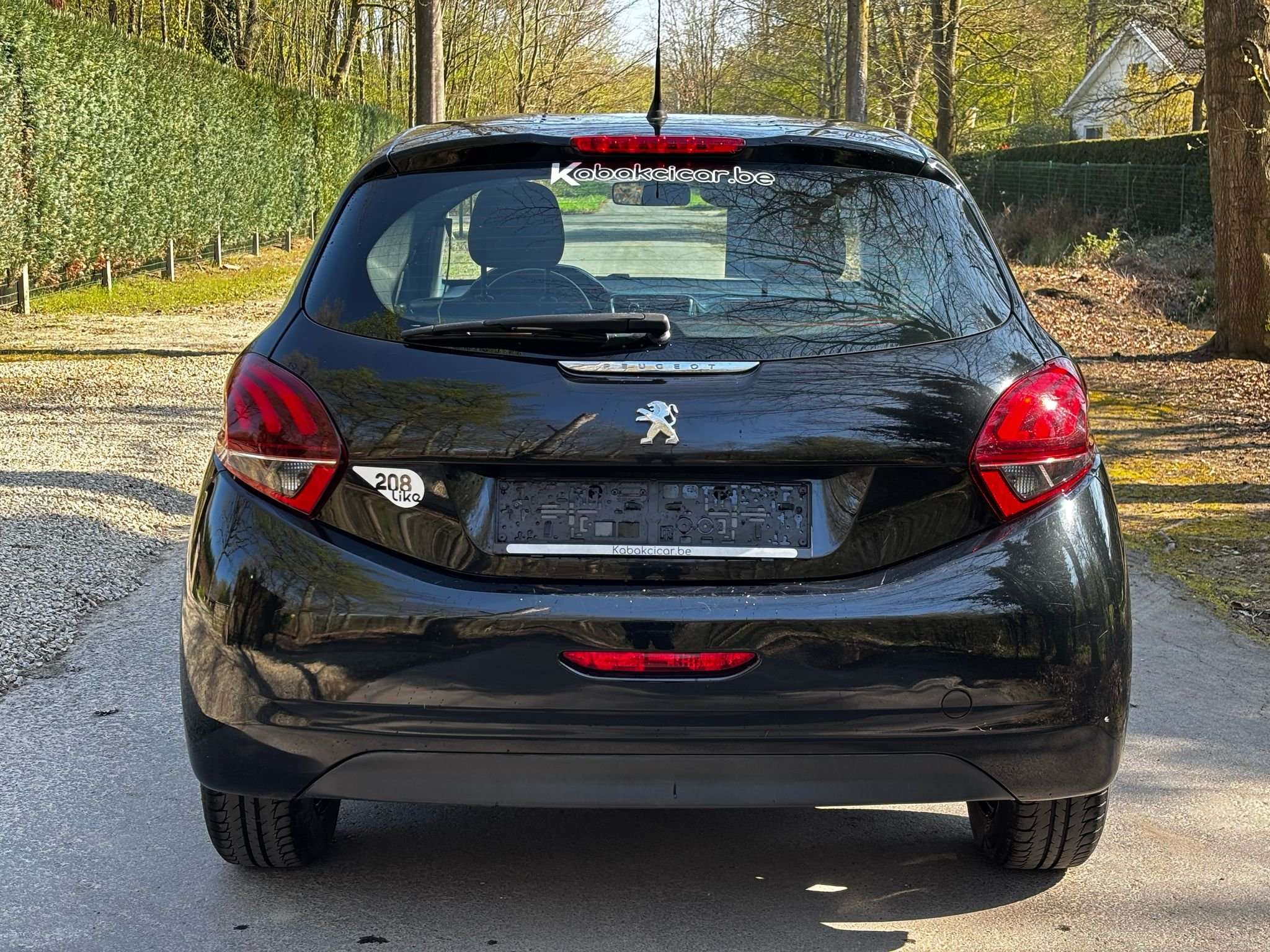 Peugeot 208 1.2i 68cv/AC/LIMIT-REGUL VITESSE/BT/GARANTIE 1AN
