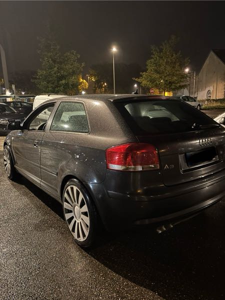 Audi A3 II (3) 2.0 TDI 140 AMBITION LUXE