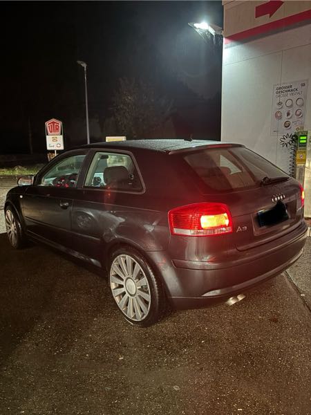 Audi A3 II (3) 2.0 TDI 140 AMBITION LUXE