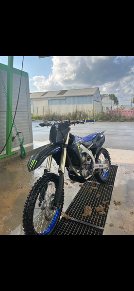 YAMAHA YZF