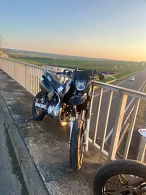 YAMAHA DTR