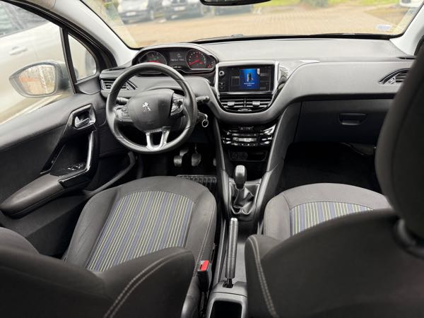 Peugeot 208 1.4 HDI FAP 68 BUSINESS PACK 5P