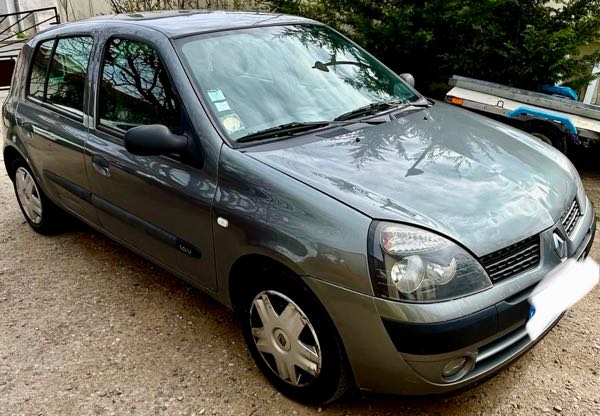 Renault Clio II (2) 1.2 16S AUTHENTIQUE 5P