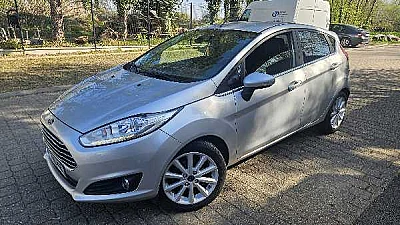 Ford Fiesta V (2) 1.5 TDCI 95 TITANIUM 5P