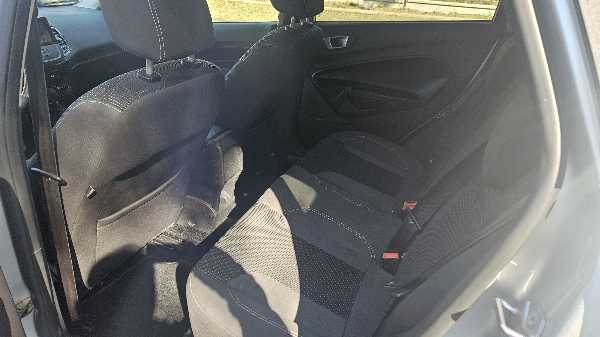 Ford Fiesta V (2) 1.5 TDCI 95 TITANIUM 5P