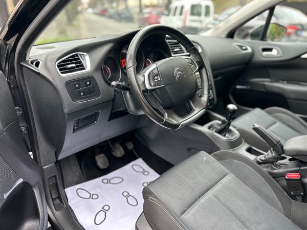 Citroen C4 Citroën C4 ll 1.6 VTi 120ch Confort