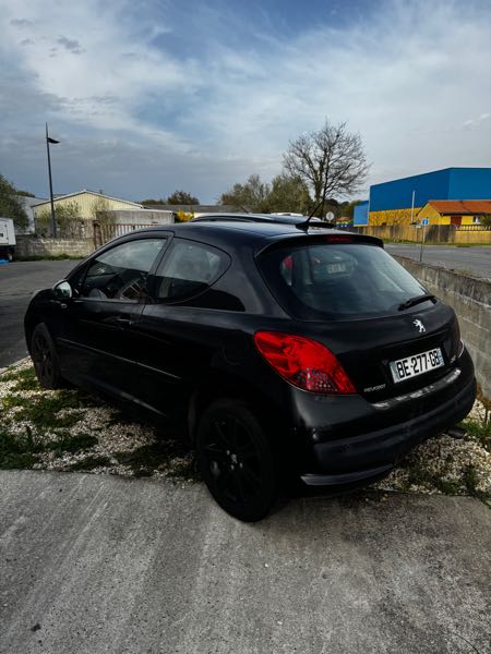 Peugeot 207 (2) 1.6 HDI 16V 90 PREMIUM 3P