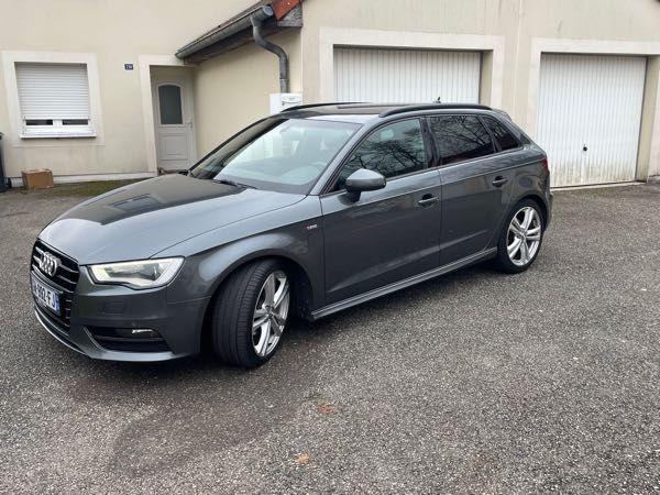 Audi A3 III (2) BERLINE 2.0 TDI 150 S LINE S TRONIC 6