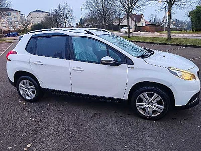 Peugeot 2008 (2) 1.6 BLUEHDI 100 STYLE