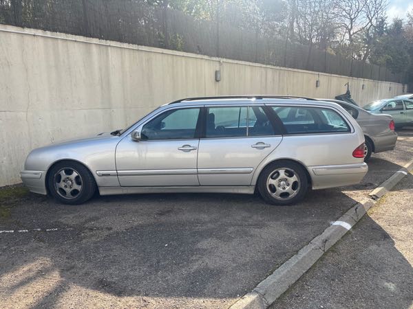 Mercedes-Benz Classe E class e break 320 cdi