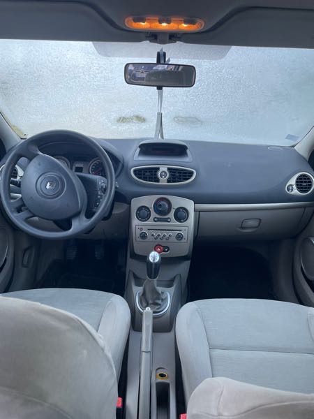 Renault Clio III (2) 1.5 DCI 70 AUTHENTIQUE 5P ECO2