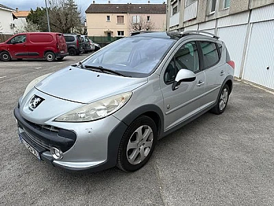 Peugeot 207 peugeot 207 1.6 hdi sw outdoor