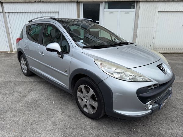 Peugeot 207 peugeot 207 1.6 hdi sw outdoor