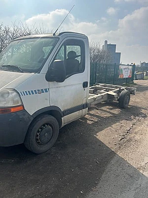 Renault Master II COMBI 2.5 DCI 120 L2H2 3T5