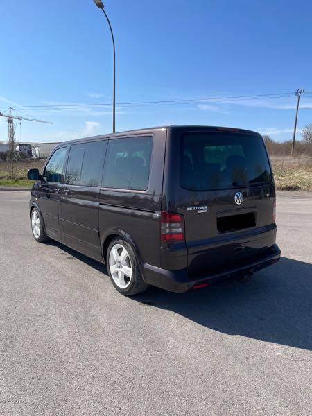 Volkswagen Multivan V (2) 2.5 TDI 174 11CV 4MOTION CARAT 7PL