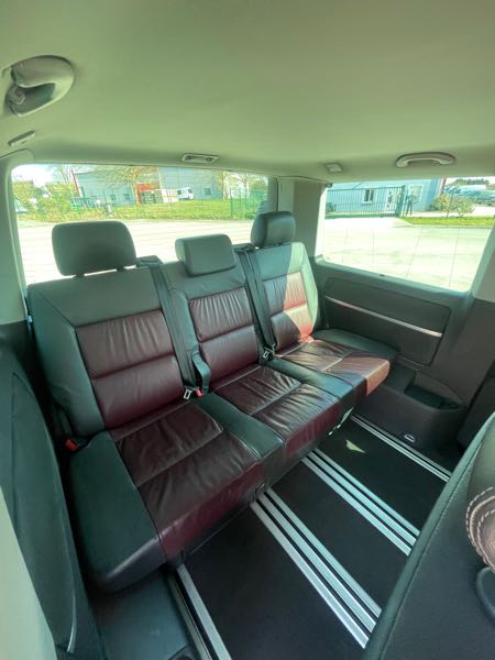 Volkswagen Multivan V (2) 2.5 TDI 174 11CV 4MOTION CARAT 7PL