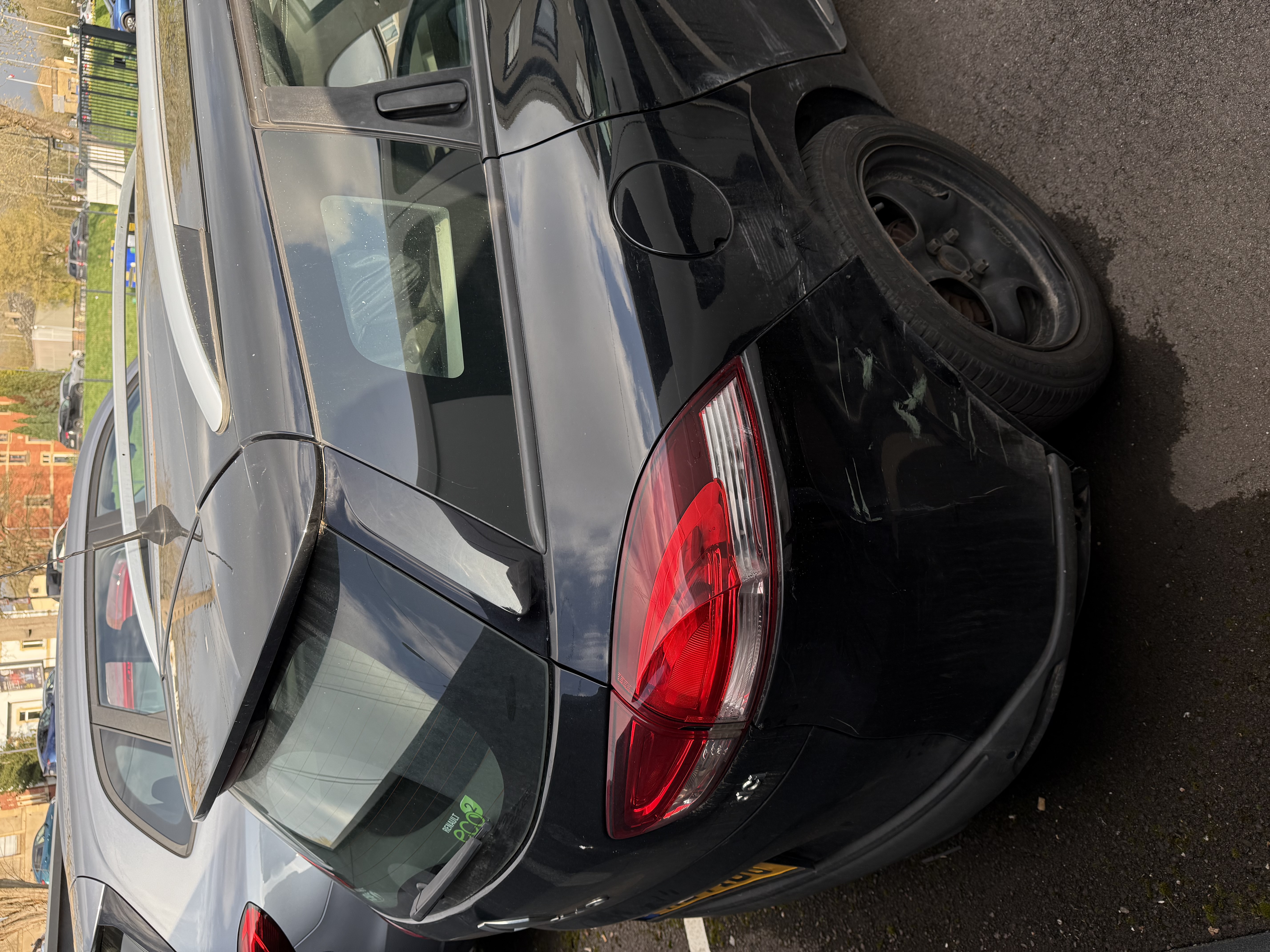 Renault Clio IV ESTATE 1.5 DCI 90 ENERGY INTENS