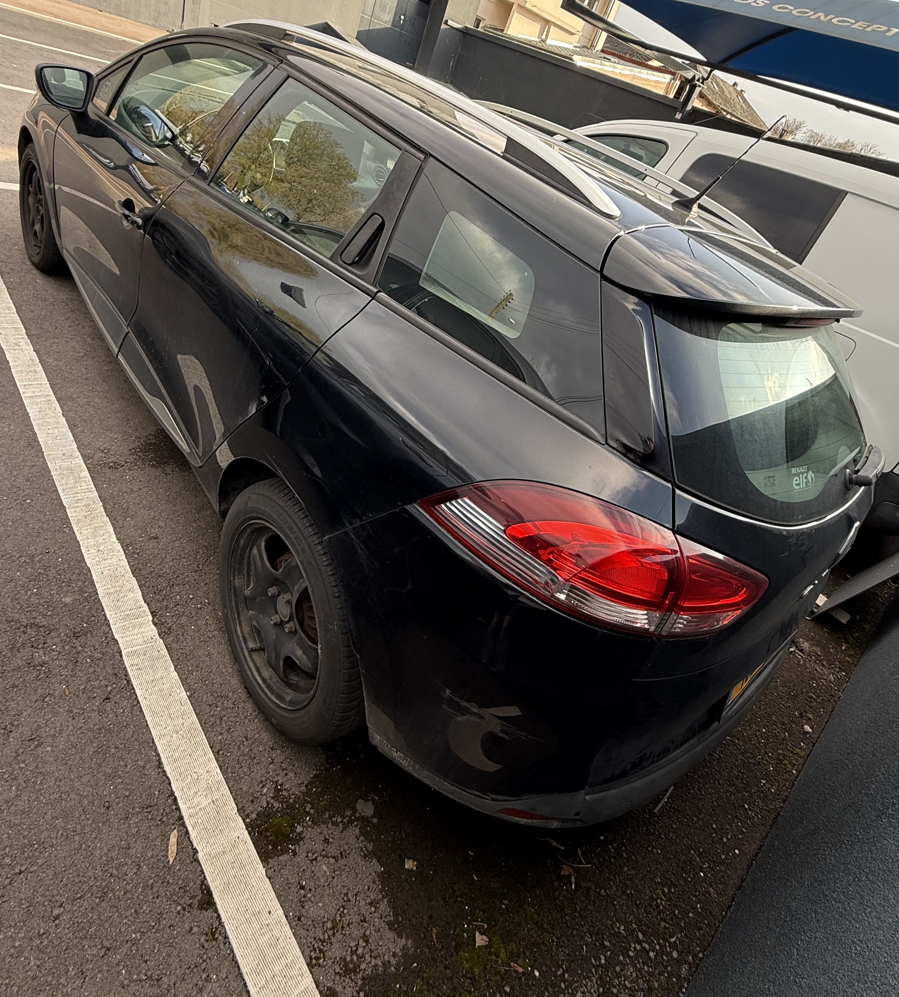 Renault Clio IV ESTATE 1.5 DCI 90 ENERGY INTENS