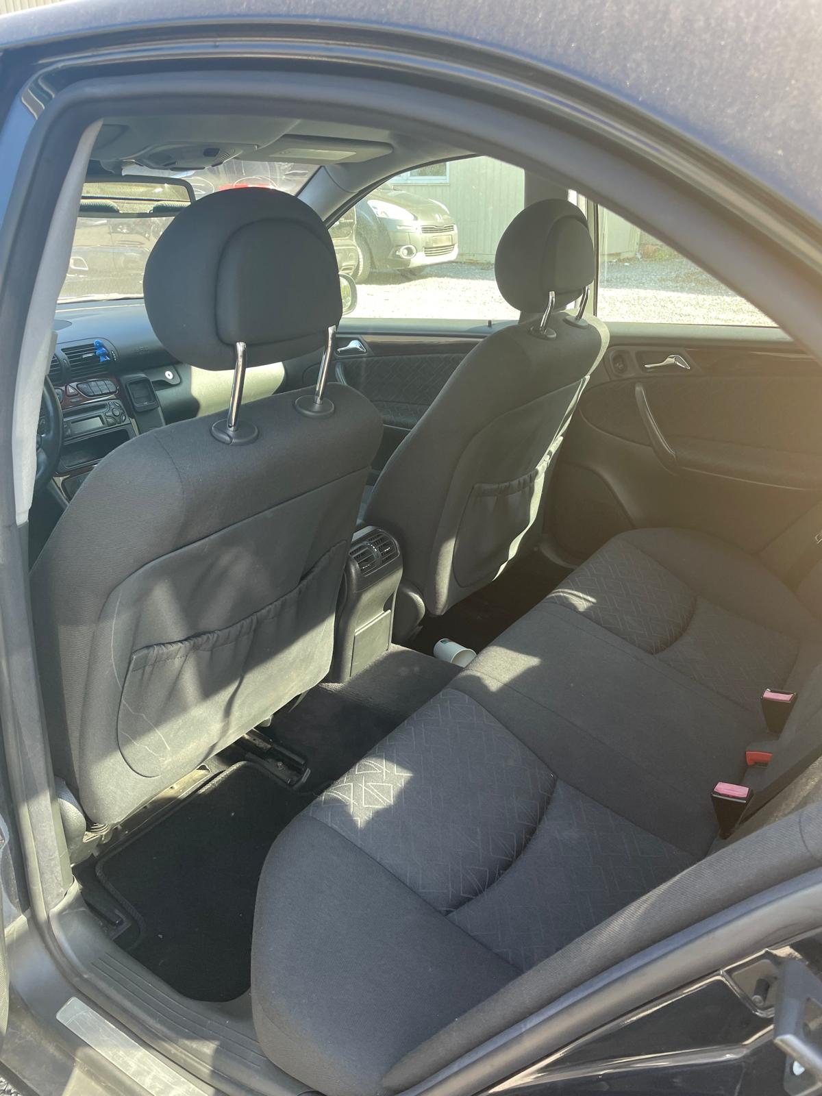 Mercedes-Benz Classe C II (2) 200 K CLASSIC BA5