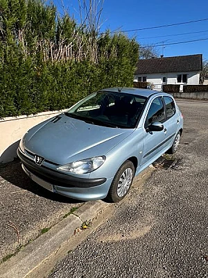 Peugeot 206 (2) 1.4 75 GENERATION 5P