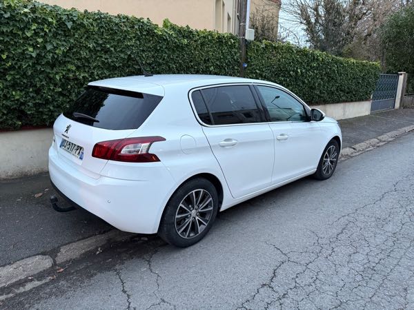 Peugeot 308 Peugeot 308 1.6 E-HDI 115 cv