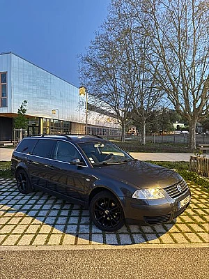 Volkswagen Passat V BREAK TDI 130