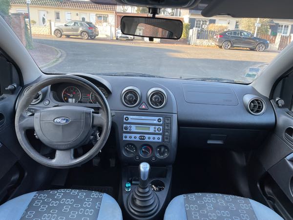 Ford Fiesta VI 1.1 70 ESSENTIAL 3P