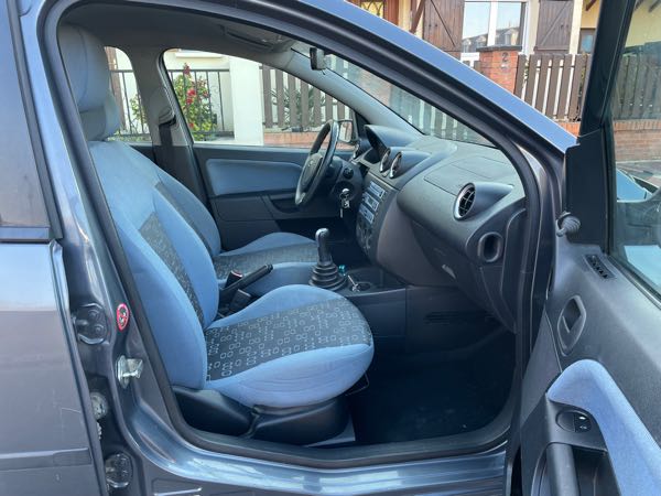 Ford Fiesta VI 1.1 70 ESSENTIAL 3P