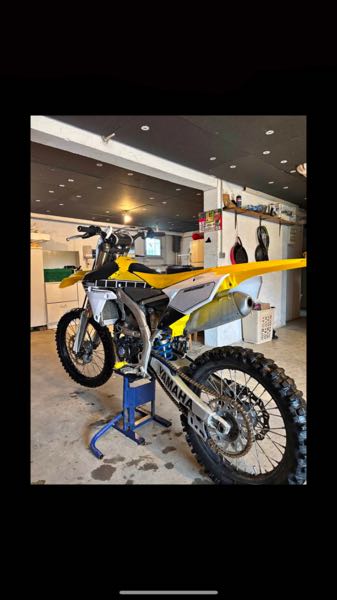 YAMAHA YZF