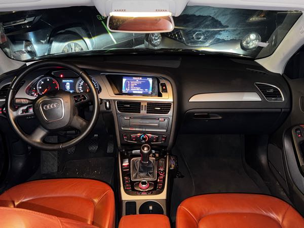 Audi A4 IV 2.0 TDI 170 DPF AMBITION LUXE