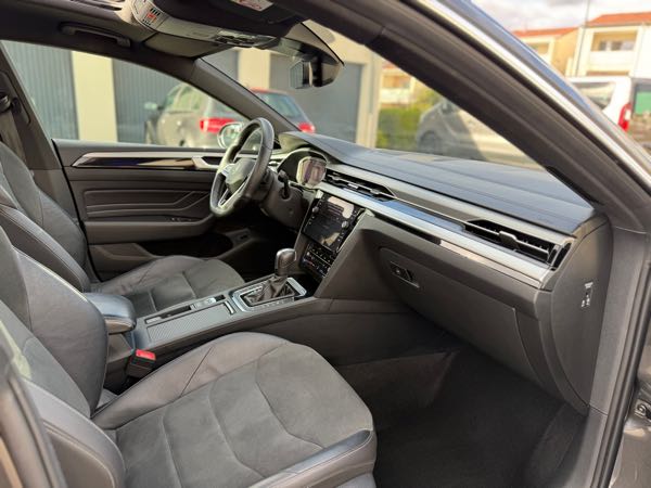 Volkswagen Arteon (2) SHOOTING BRAKE 2.0 TDI 150 R-LINE DSG7