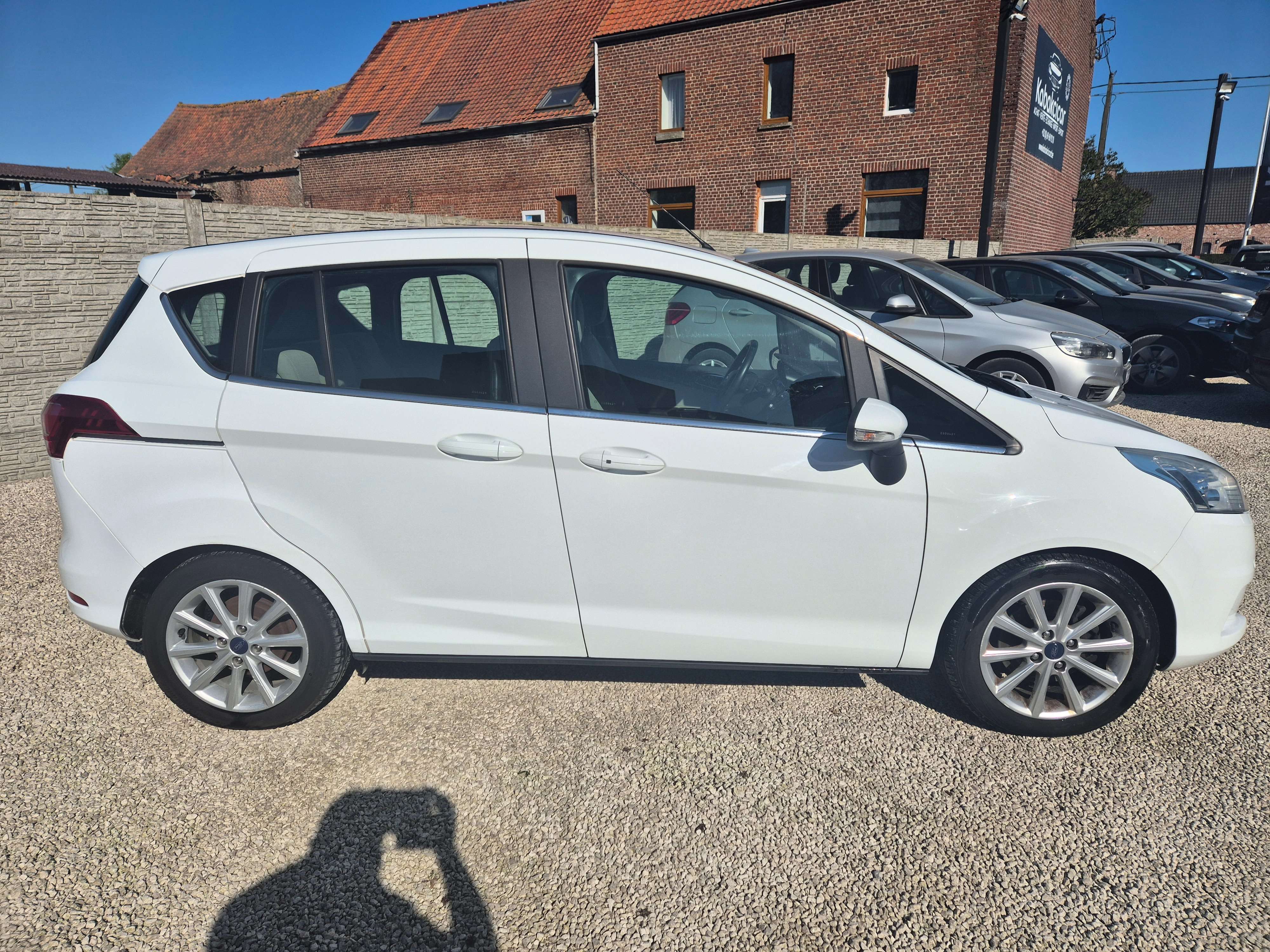 Ford B-Max 1.0 EcoBoost Titanium// GPS//CLIM//USB//GARANTIE