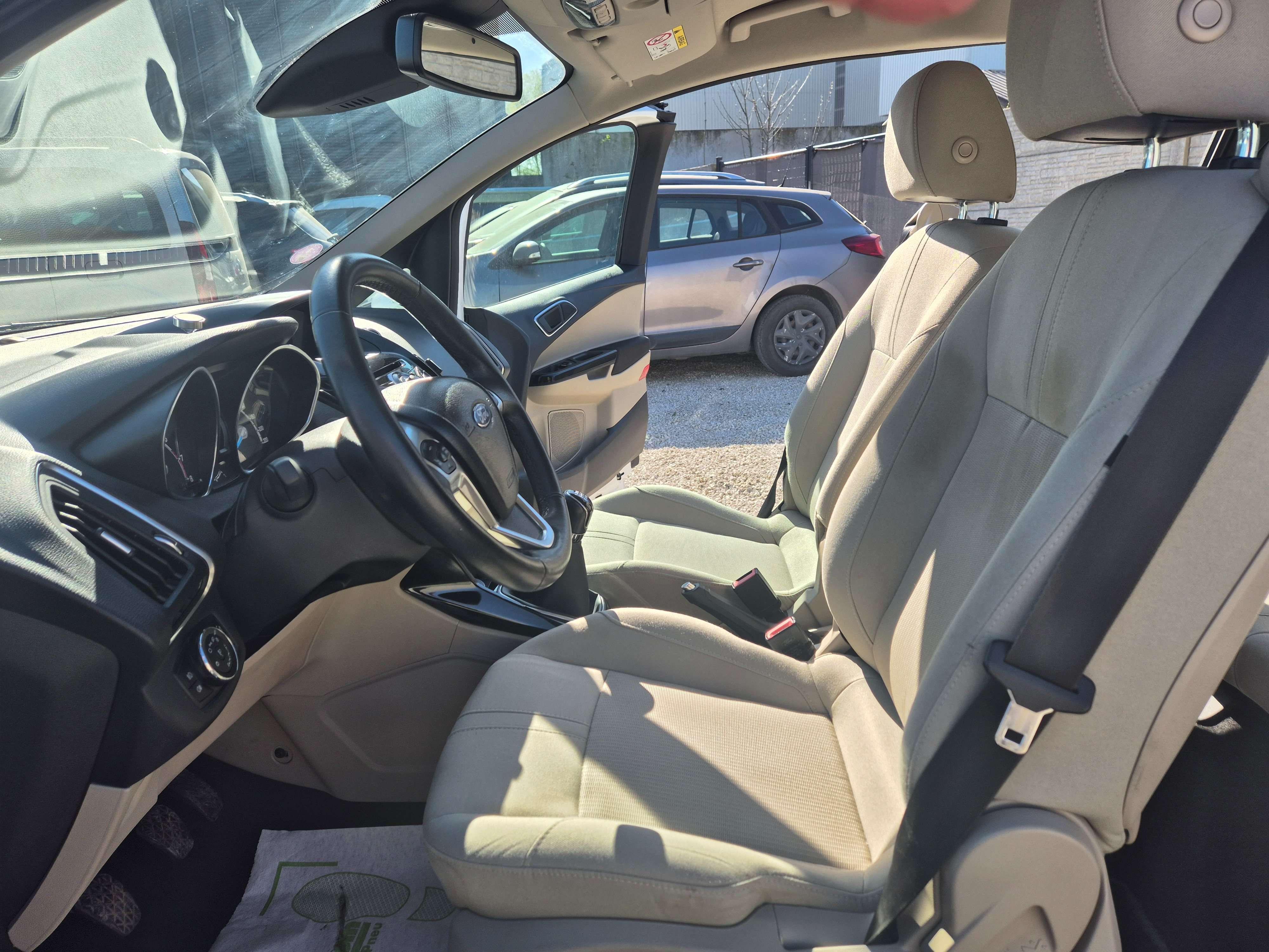 Ford B-Max 1.0 EcoBoost Titanium// GPS//CLIM//USB//GARANTIE