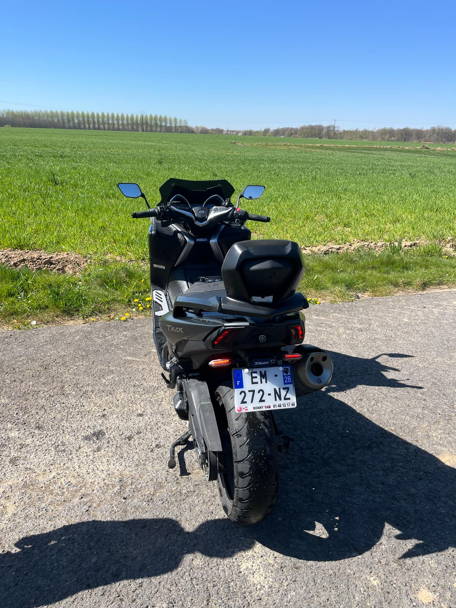 YAMAHA T-MAX NIGHT MAX ABS