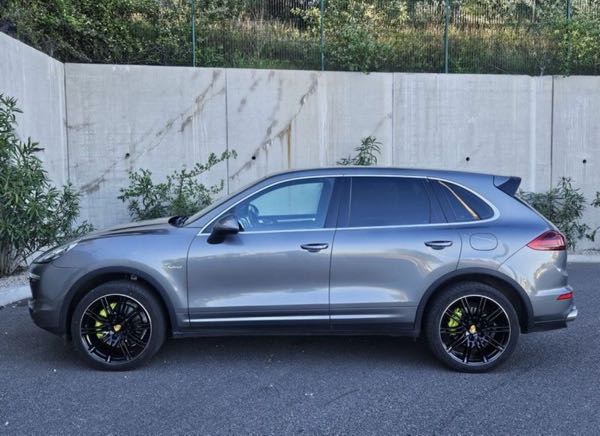 Porsche Cayenne Porsche Cayenne 3.0 v6 416CH E-Hybrid S