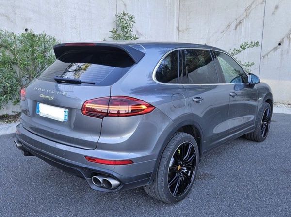 Porsche Cayenne Porsche Cayenne 3.0 v6 416CH E-Hybrid S
