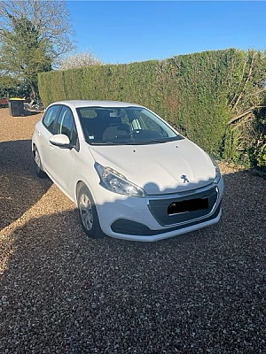 Peugeot 208 1.2 VTI 82 STYLE 5P