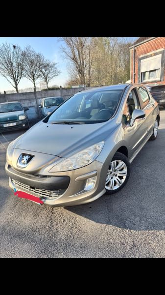 Peugeot 308 II 1.6 HDI 92 ACCESS