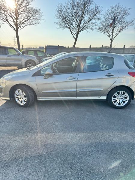 Peugeot 308 II 1.6 HDI 92 ACCESS