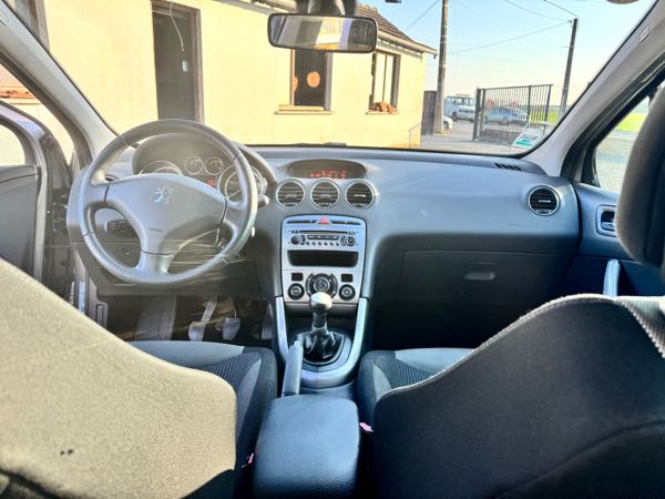 Peugeot 308 II 1.6 HDI 92 ACCESS