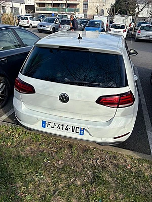 Volkswagen Golf VII 1.0 TSI 115 BLUEMOTION CONFORT BUSINESS DSG7 5P