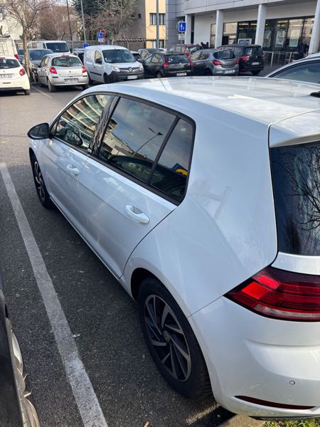 Volkswagen Golf VII 1.0 TSI 115 BLUEMOTION CONFORT BUSINESS DSG7 5P