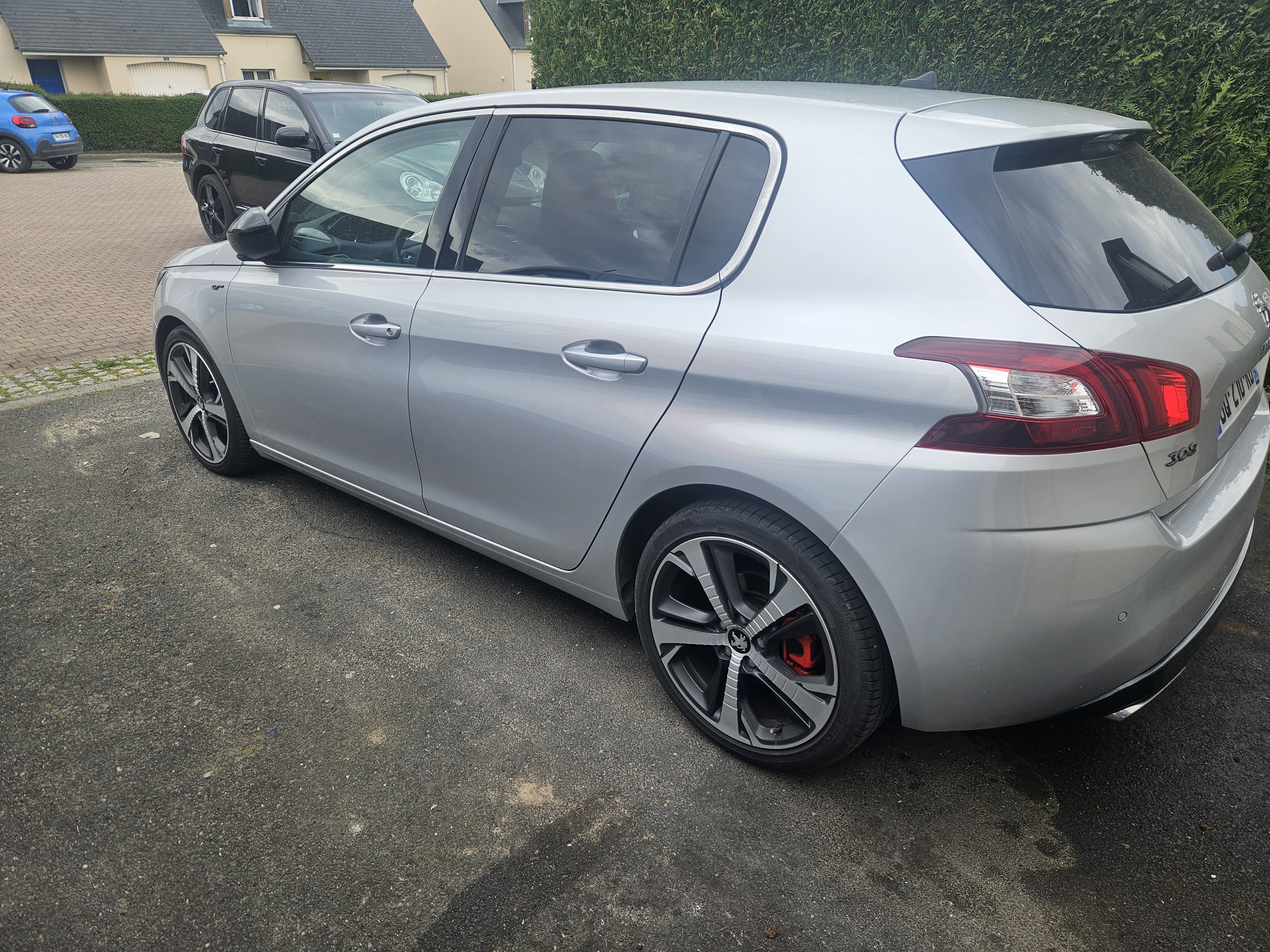 Peugeot 308 II 1.6 THP 155 FELINE
