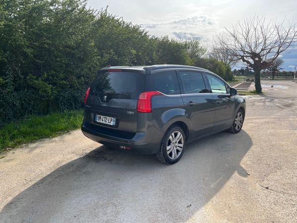 Peugeot 5008 2.0 HDI 150 FAP PREMIUM PACK BV6 7PL