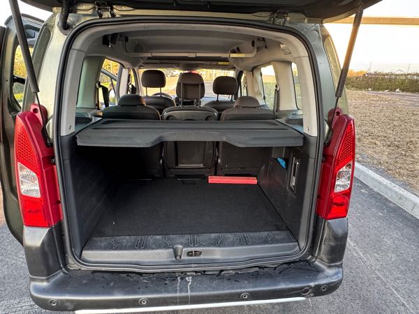 Peugeot Partner Tepee II 1.6 HDI 90 OUTDOOR PACK