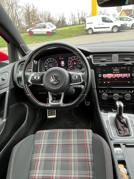 Volkswagen Golf VII (2) 2.0 TSI 245 BLUEMOTION GTI PERFORMANCE DSG7